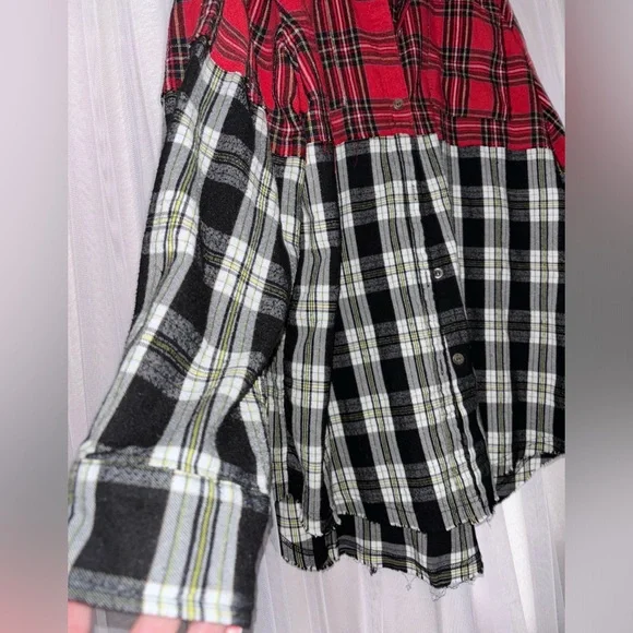 NWOT FLANNEL - Picture 2 of 7